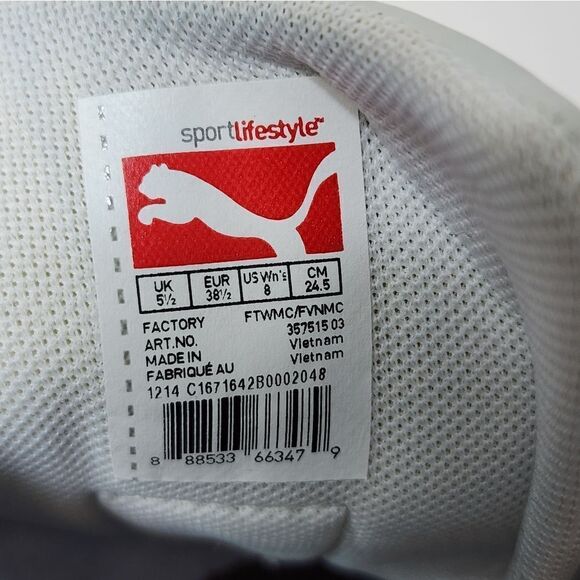 Puma   - Picture 9 of 11